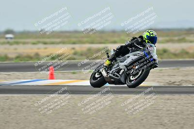 media/Apr-18-2025-TrackDaz (Fri) [[45f5874c44]]/C Group/Session 1 (Turn 7)/